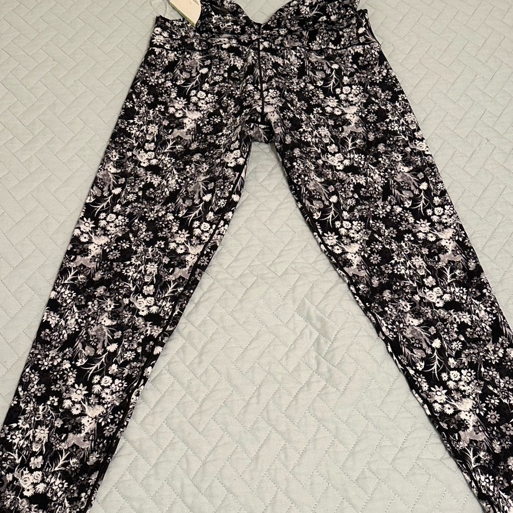 Floral Black and White Leggings